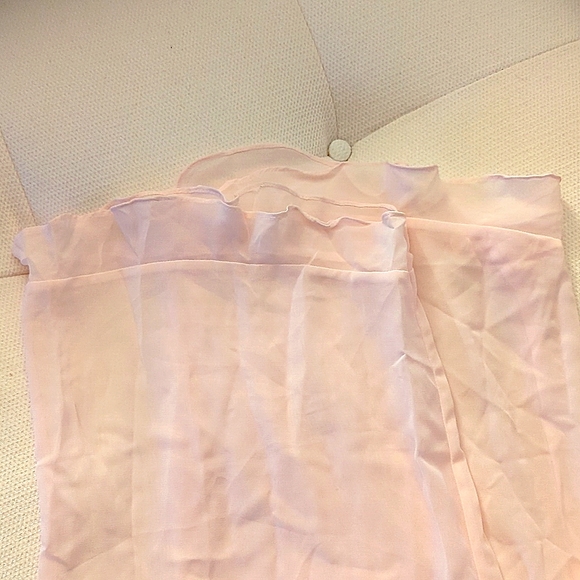 Victoria's Secret pajama set in baby pink - Picture 2 of 6